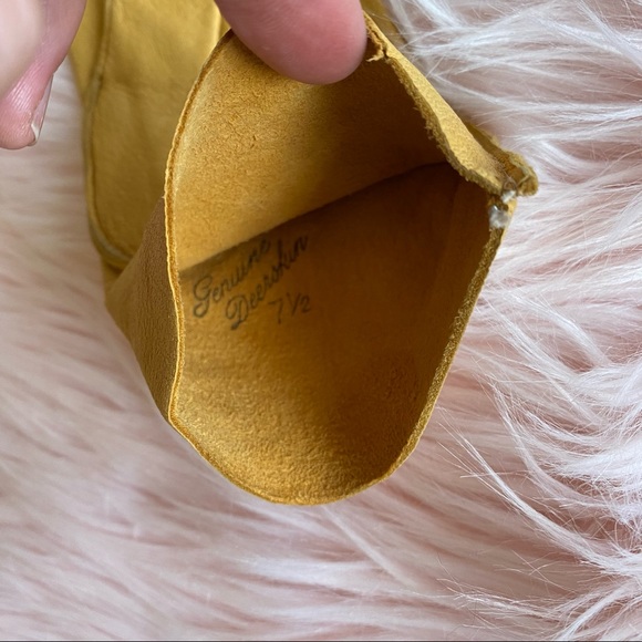 Mustard Yellow Genuine Deerskin Gloves - Picture 3 of 4